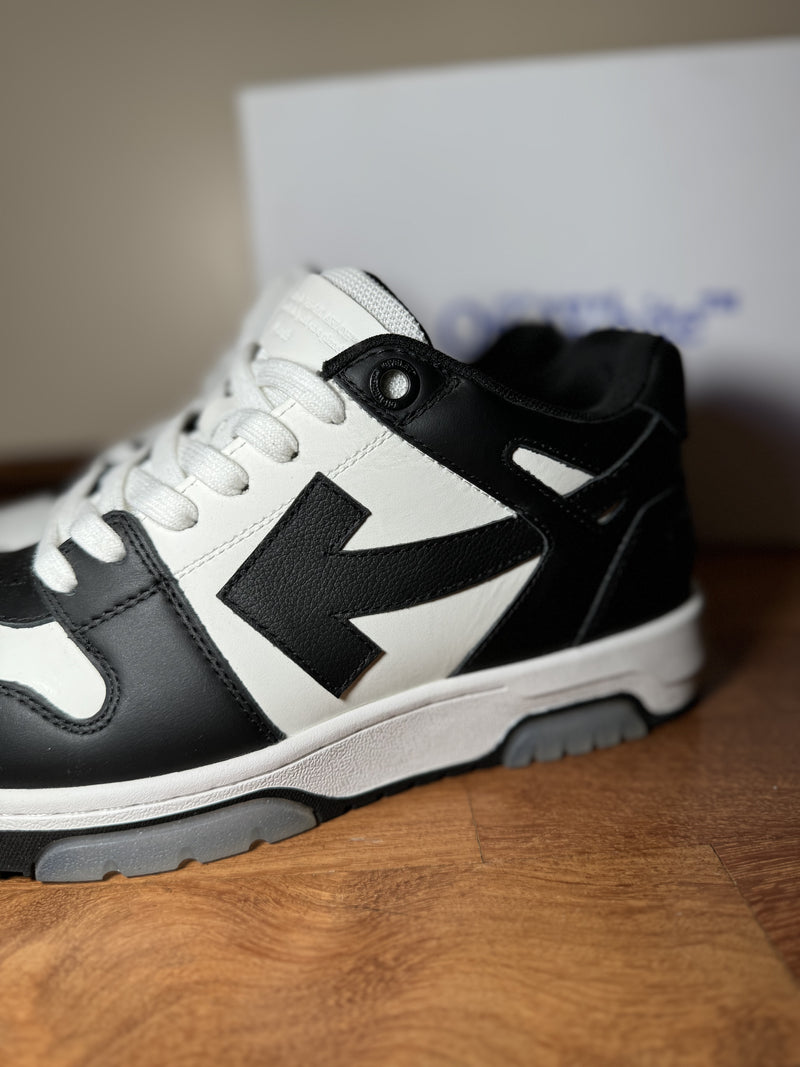 Off-white Out Of Office ‘OOO’