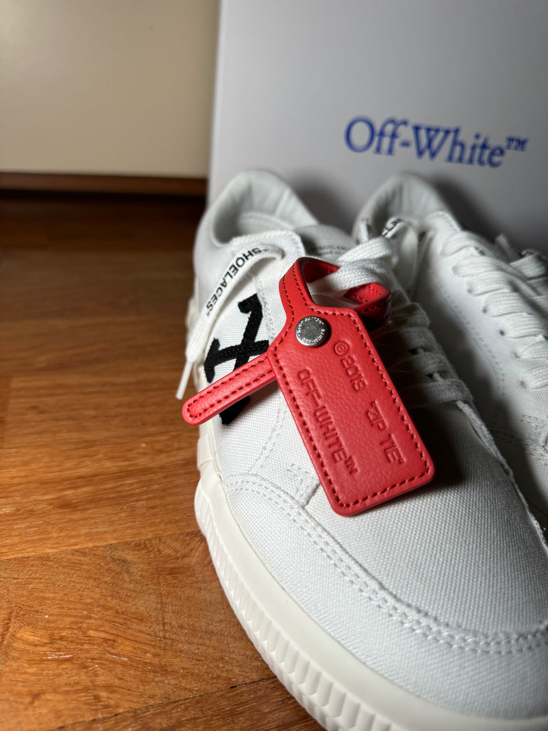 Off-White Vulcanized low
