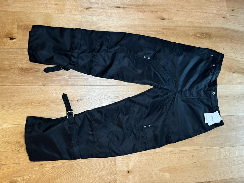 Carpenter Off-white
